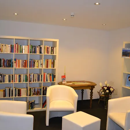 Schorta's Alvetern - Boutique מלון 3*