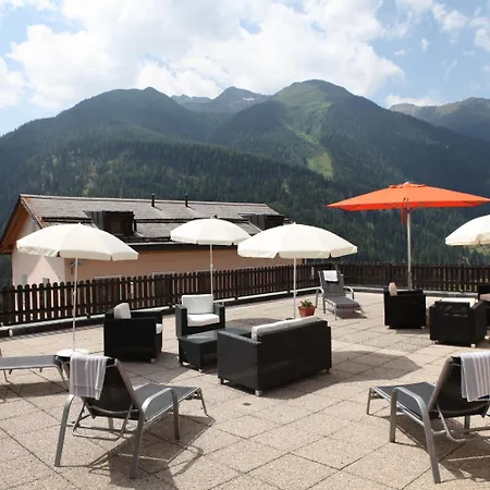 Schorta's Alvetern - Boutique מלון 3*