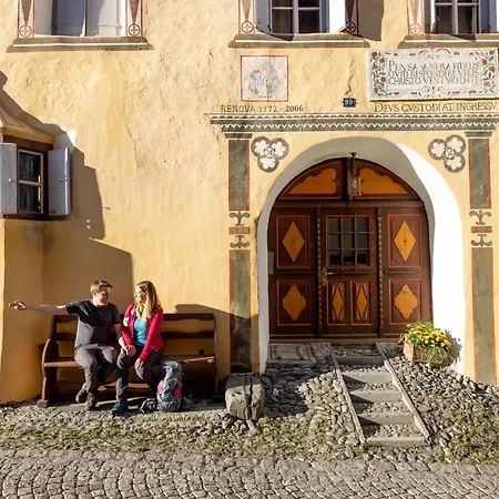 Schorta's Alvetern - Boutique & Restaurant Ardez