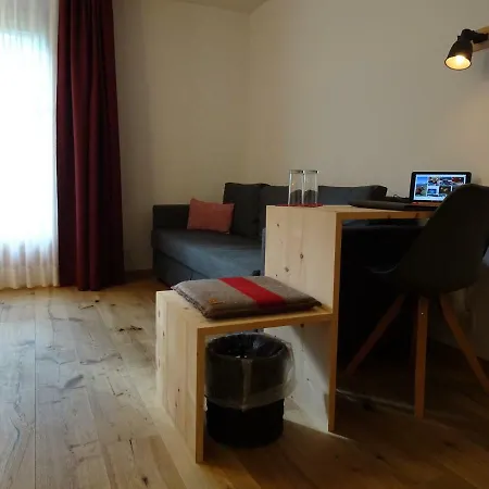 Hotel Schorta's Alvetern - Boutique & Restaurant Ardez